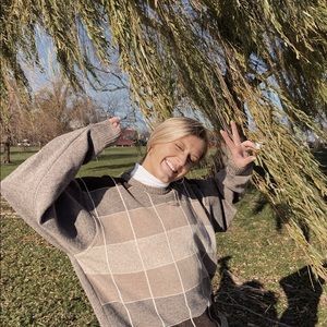 Meet your Posher, Cece